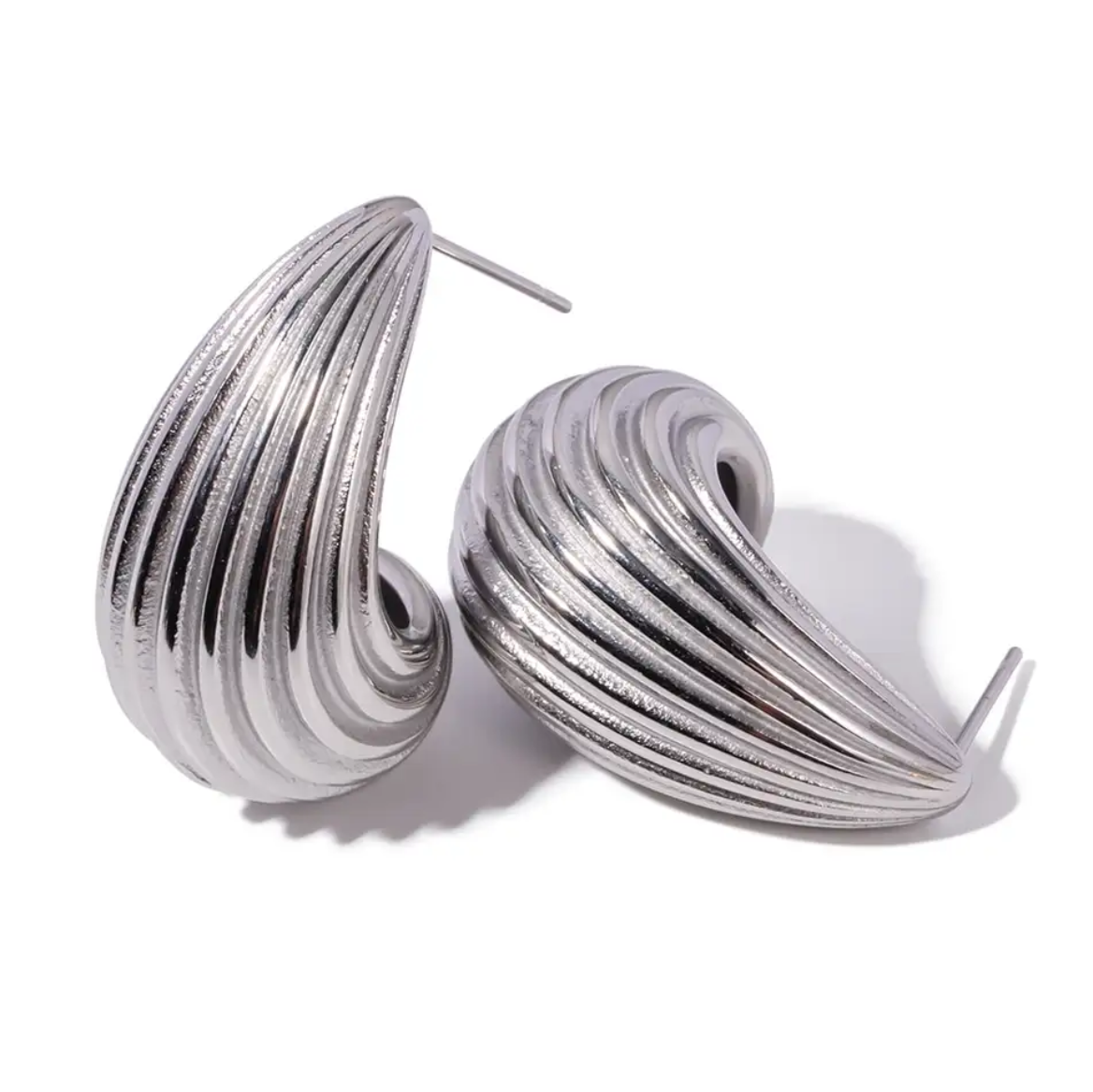 Becca “Silver” Ribbed Drop Earrings - Alais Branche