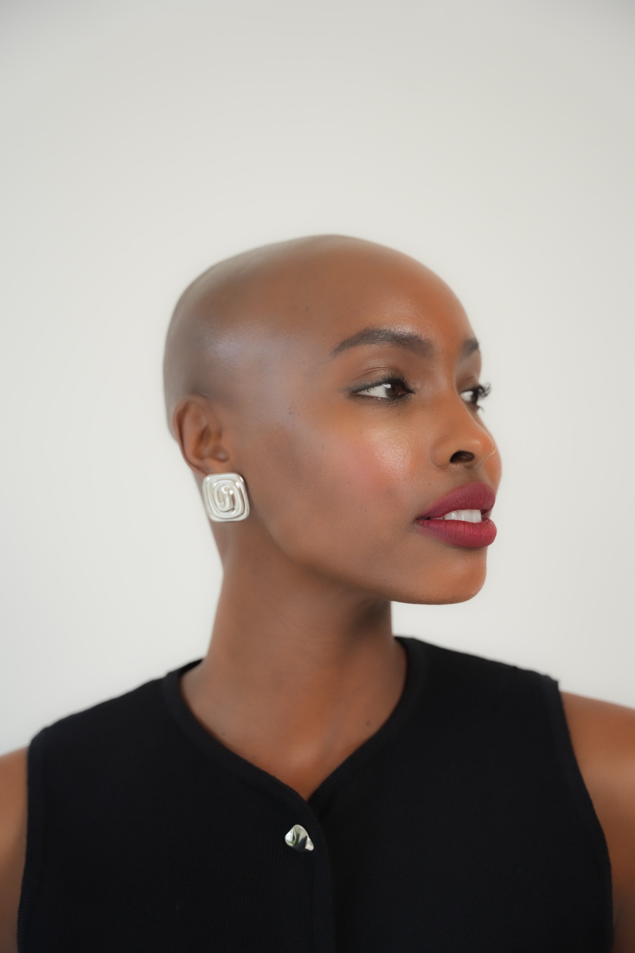 Ivana "Silver" Spiral Square Earrings - Alais Branche