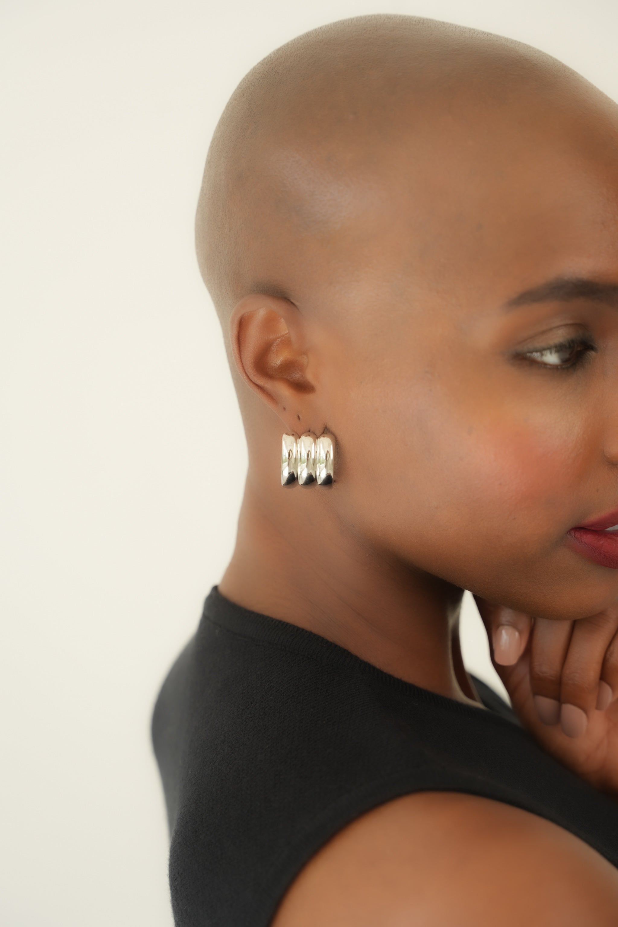 Heidi "Silver" Ribbed Earrings - Alais Branche