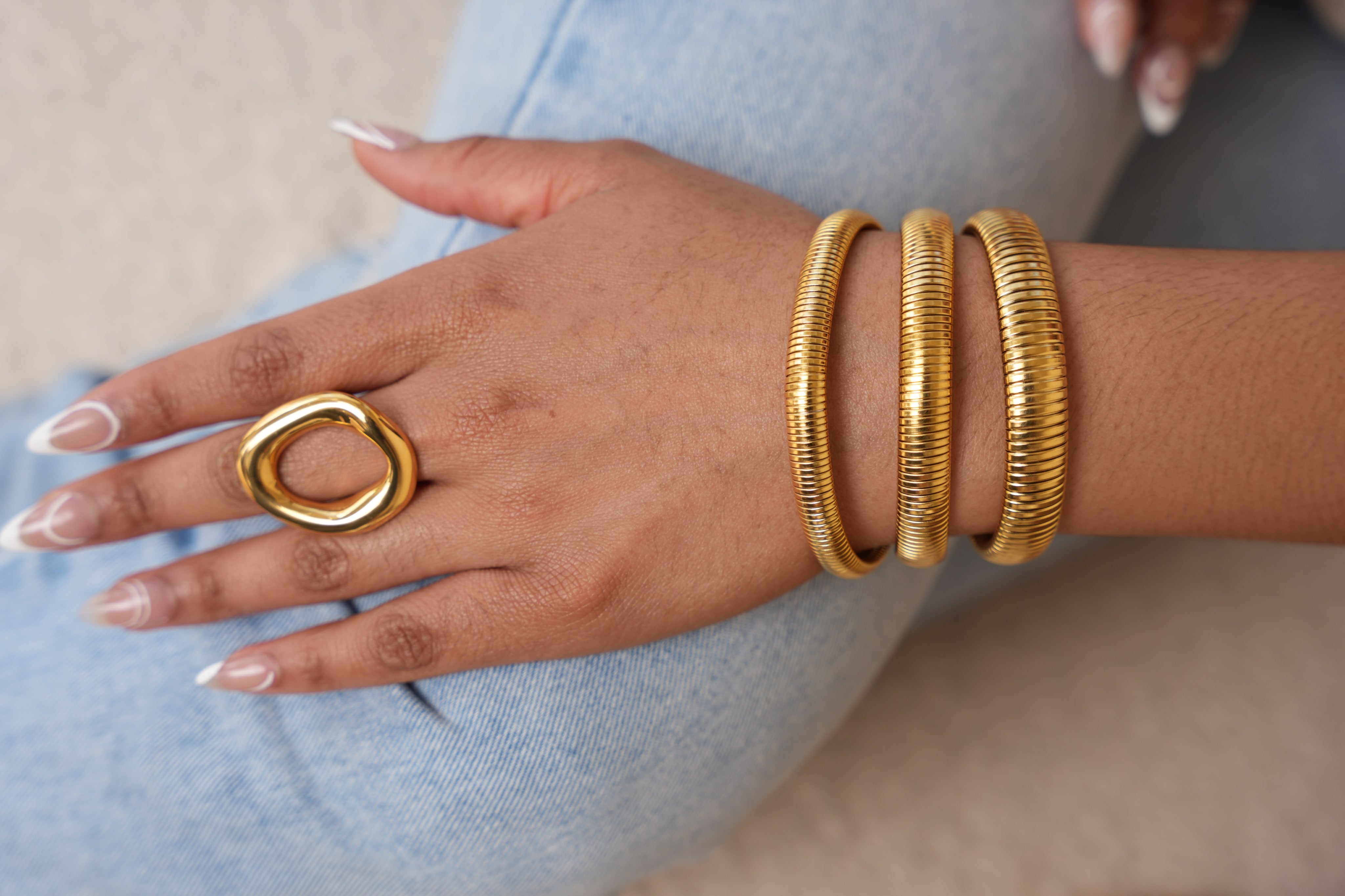Lea Coil Bangle Set - Alais Branche