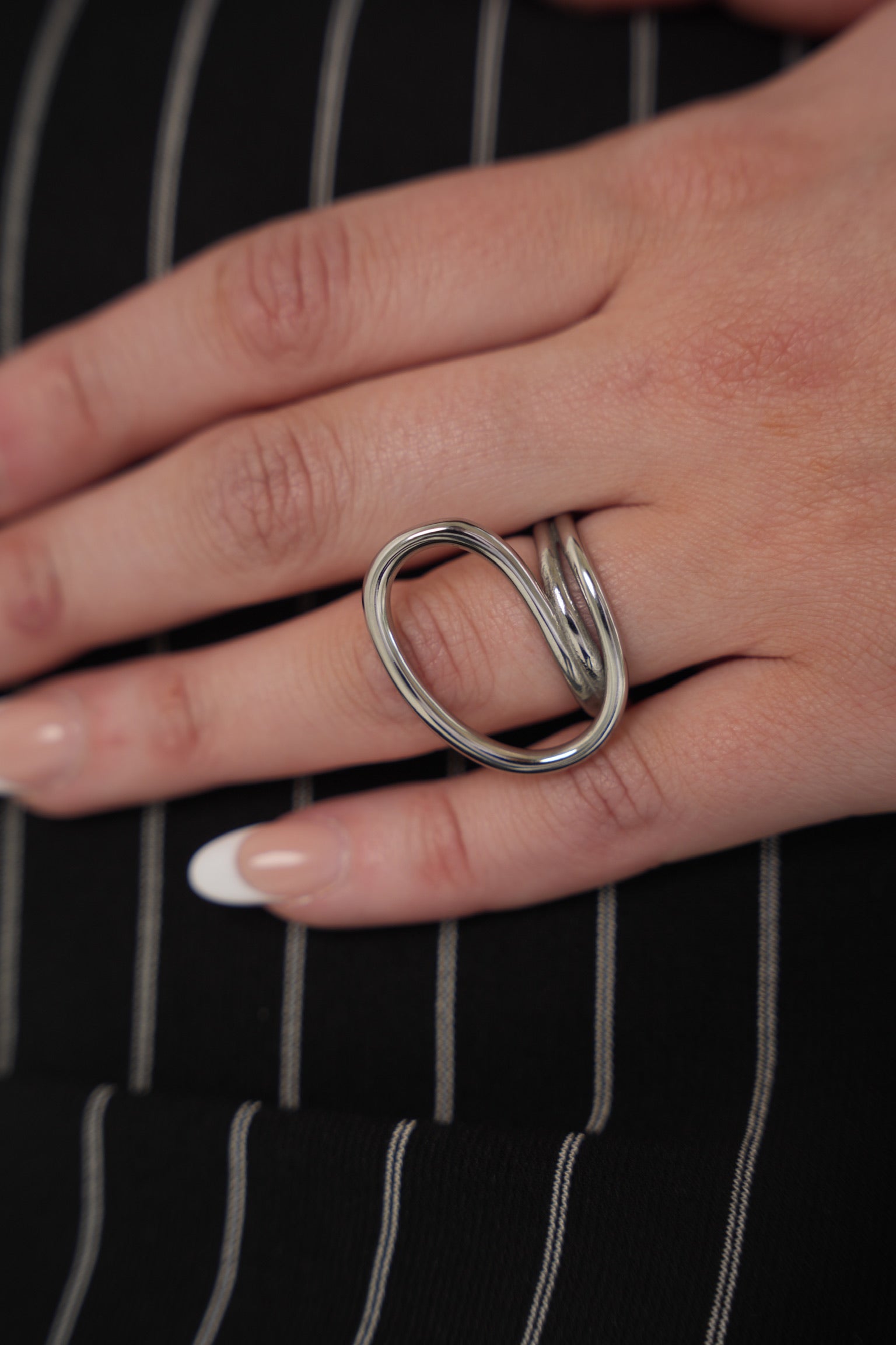 Saphine "Silver" Swirl Ring - Alais Branche