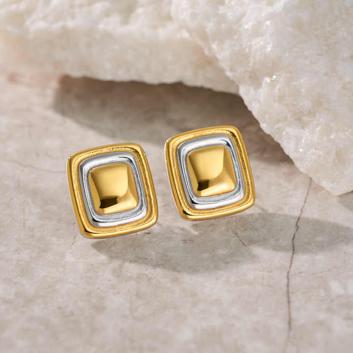 Noa Square Gold Earrings