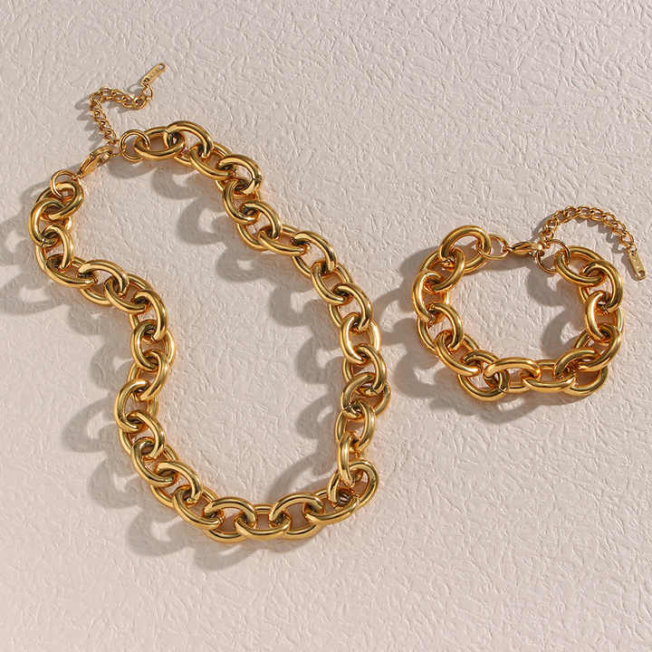 Adelise Chunky Link Necklace