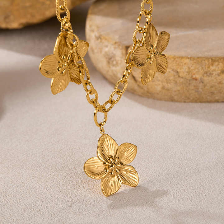 3 Flower Necklace - Alais Branche