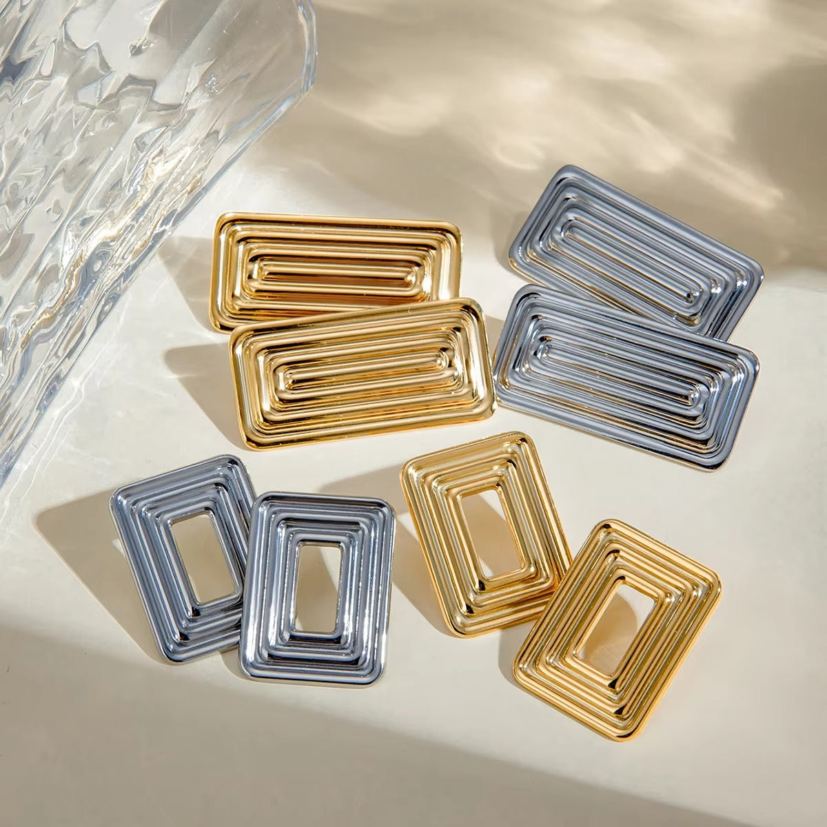 Waterproof 18K Plated Stud Earring Stainless Steel Clip Pattern Textured Loop Shape Chunky Smooth Earring Women Gift silver - Alais Branche