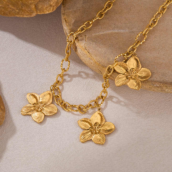 3 Flower Necklace - Alais Branche