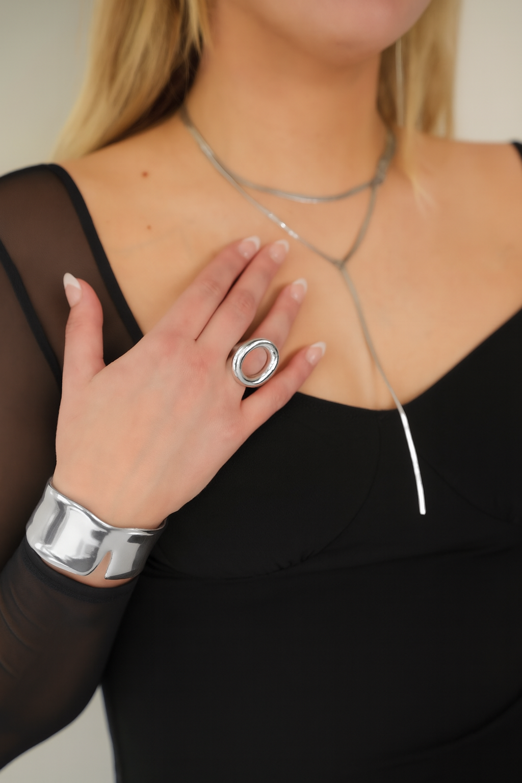 Kate “Silver” Stack Herring Bone Lariat Necklace - Alais Branche