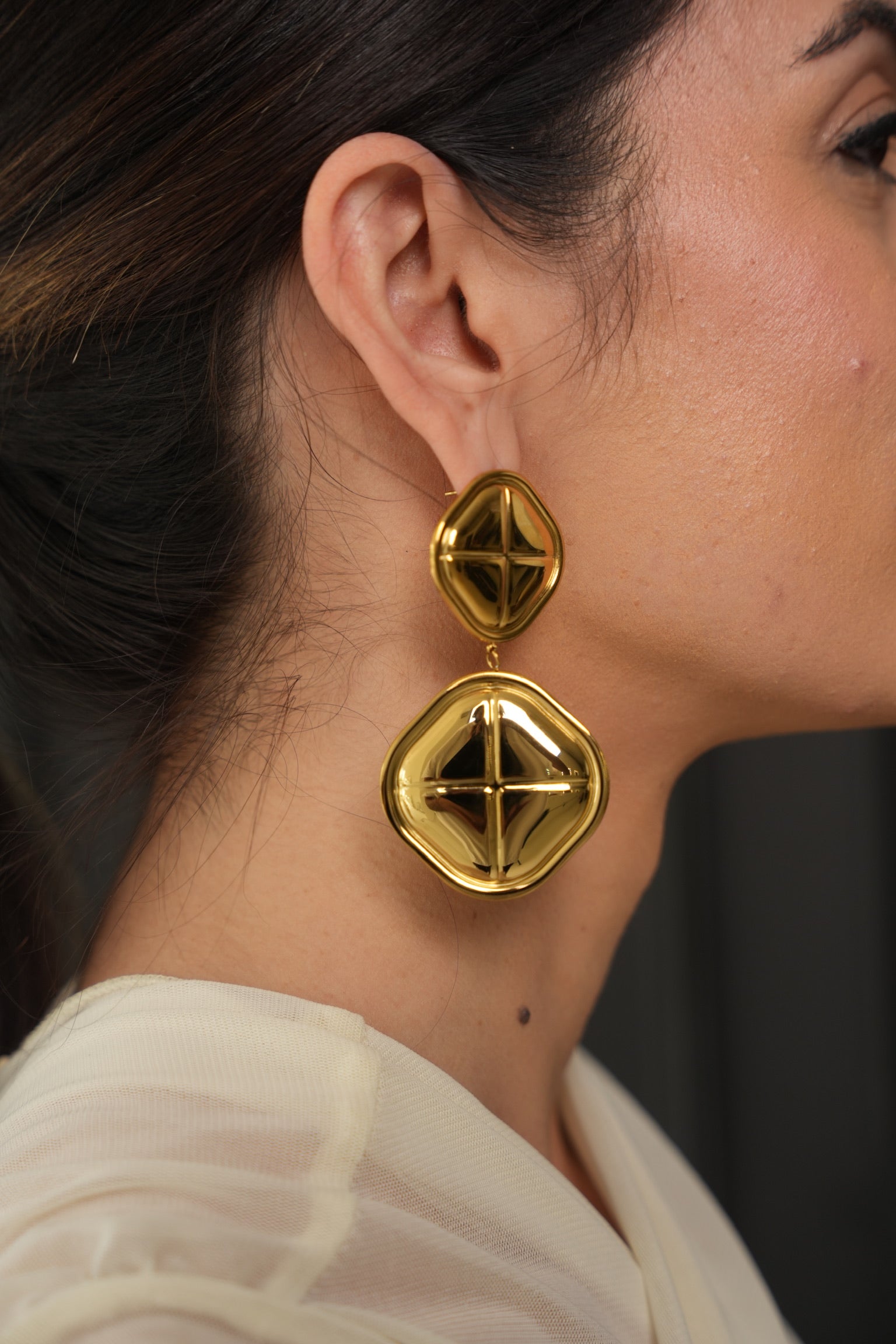 J&D Jewelry Ins Popular 18k Gold Stainless Steel Plated Glossy Baguette Square Chubby Earrings - Alais Branche