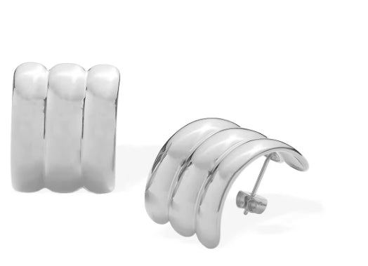 Heidi "Silver" Ribbed Earrings - Alais Branche