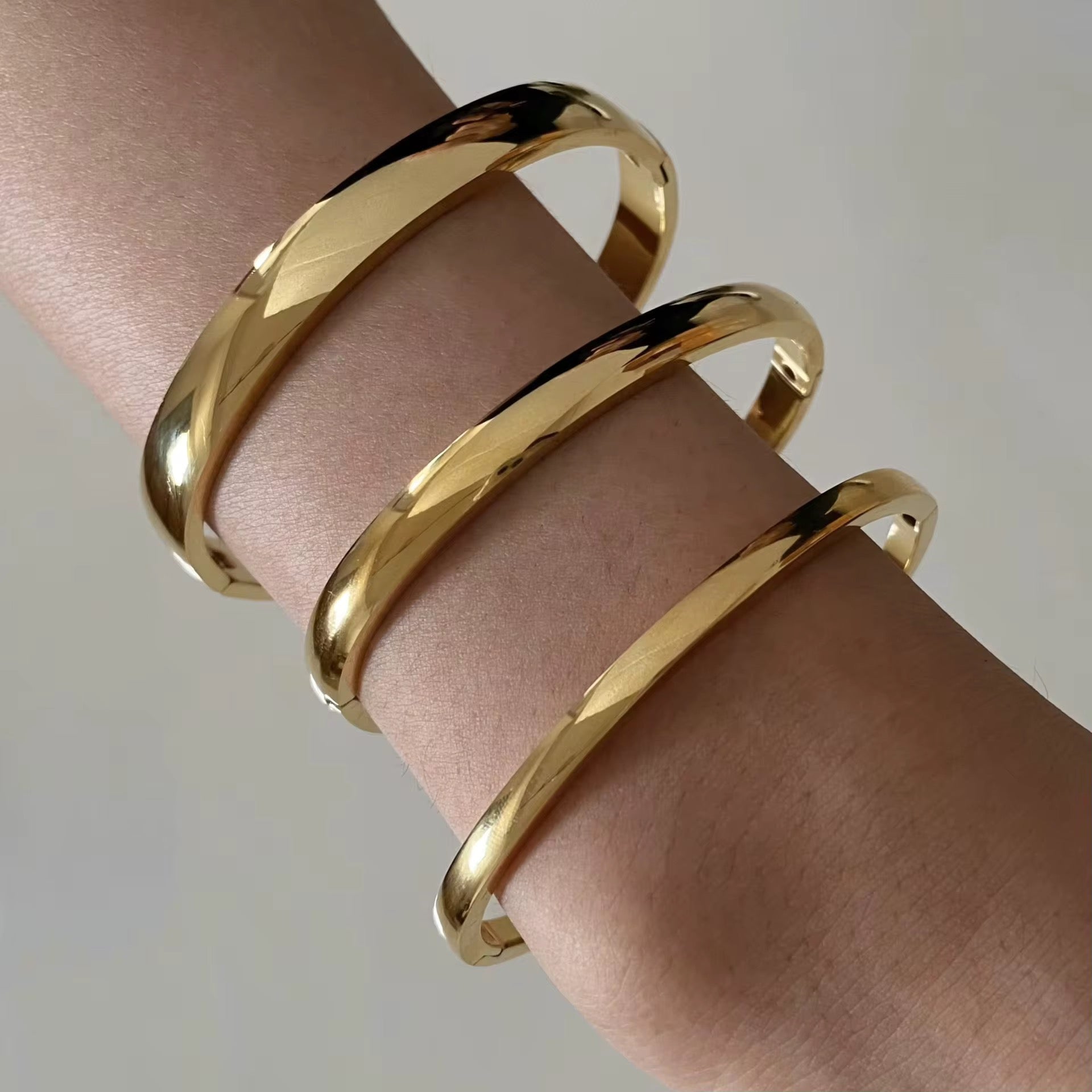 Alira Stack Bangle Set - Alais Branche