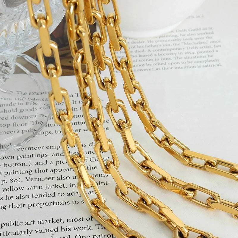Emily Thick Link Chain Necklace - Alais Branche