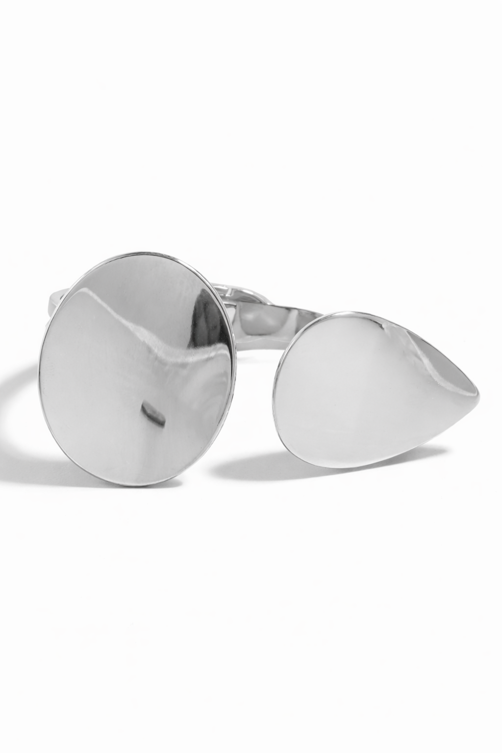 Zariah Circle Hinge Bracelet - Alais Branche