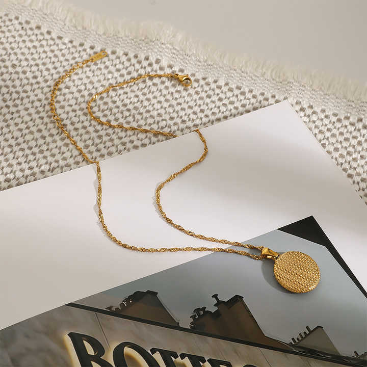 Ivy Star Necklace - Alais Branche