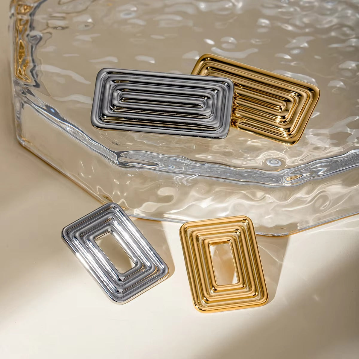 Waterproof 18K Plated Stud Earring Stainless Steel Clip Pattern Textured Loop Shape Chunky Smooth Earring Women Gift - Alais Branche